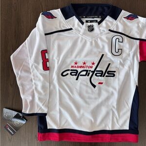 Fanatics Washington Capitals L/XL Jersey - White, Red, and Blue Ovechkin